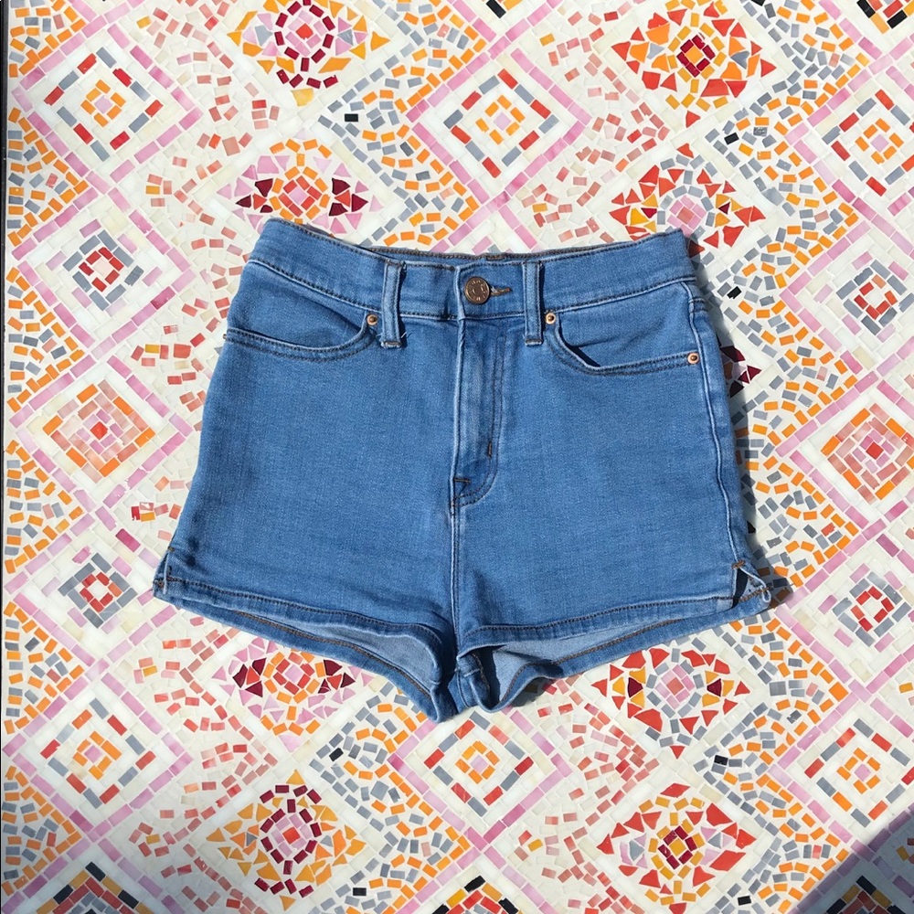 BDG Pin Up Super High Rise Shorty Shorts sz 25W